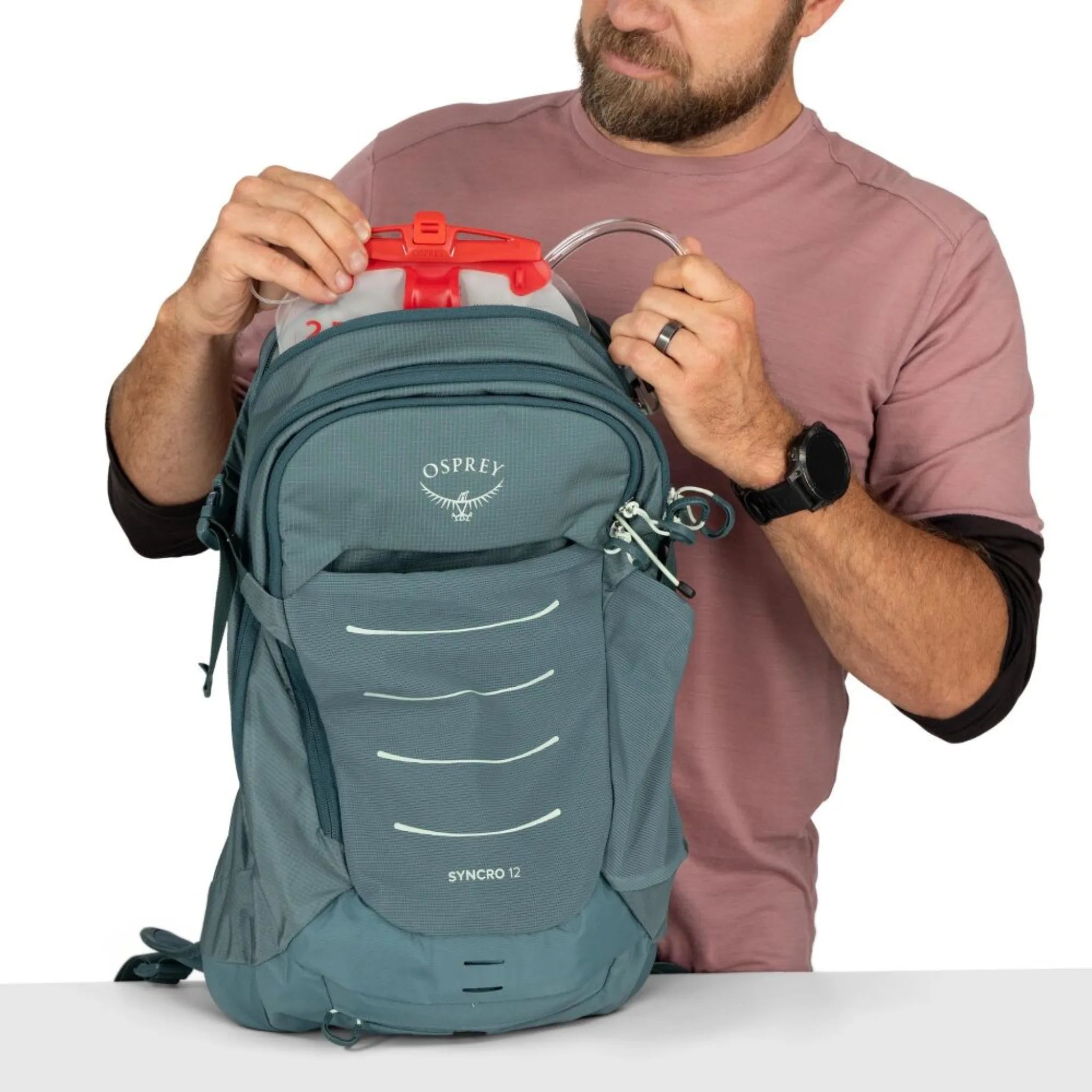 OSPREY Syncro 12 Raven Black